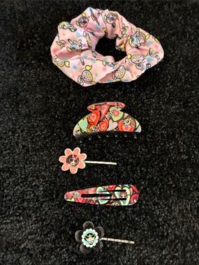 Powerpuff Girls new! Pink Floral Scrunchie and Hair Clip Set